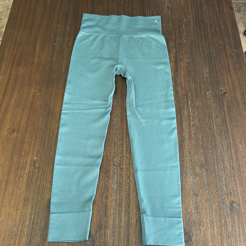 Madewell MWL Green Seamless 7/8 Ribbed Leggings